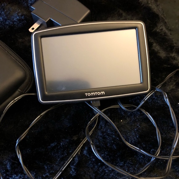 Tom Tom With Case - Picture 2 of 2